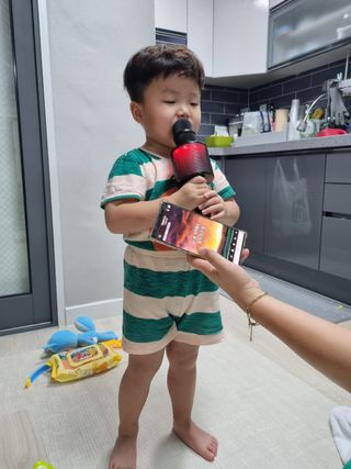 매직씽 노래방 어플리케이션 6개월 이용권 — 4점을 준 리뷰어가 2021년 9월 올린 사용 사진