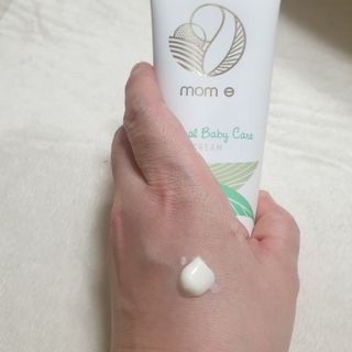 mom e 맘이 내추럴 베이비 케어 크림+바디오일 — 5점을 준 리뷰어가 2021년 1월 올린 사용 사진