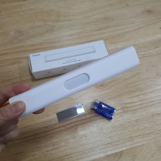 아카라 어두울 때만 켜지는 스마트 무선 센서등 — 5점을 준 리뷰어가 2021년 11월 올린 사용 사진