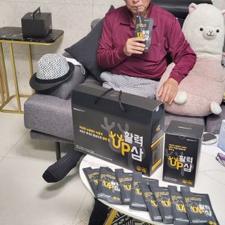 [이뮤니티플러스] 최고급녹용과 국내산 6년근 홍삼으로 활력업!!_ 활력UP삼 30포 1box — 5점을 준 리뷰어가 2022년 5월 올린 사용 사진