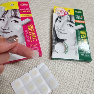 올리브영 엘라밴드 하이드로 도트 스팟패치 12mm, 티트리 — 5점을 준 리뷰어가 2022년 9월 올린 사용 사진