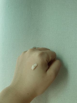 [NEW 탄력유턴 아이크림] AHC 유스 래스팅 리얼 아이크림 포 페이스 — 5점을 준 리뷰어가 2021년 3월 올린 사용 사진