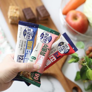 이지프로틴바 3종x각 2ea (고단백질바, 멀티단백질바, 식물성단백질바) — 5점을 준 리뷰어가 2024년 3월 올린 사용 사진