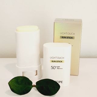 아이레시피 라이트터치 선스틱 15g (SPF50+, PA++++) — 5점을 준 리뷰어가 2023년 2월 올린 사용 사진