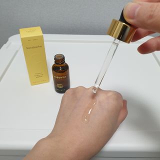스킨큐어 산다화 비타민c 화이트닝 에센스 30ml — 5점을 준 리뷰어가 2022년 2월 올린 사용 사진