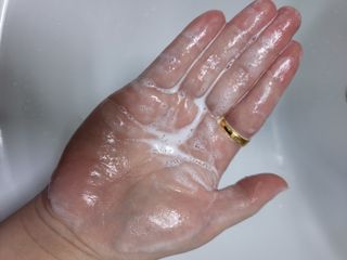 프리[닥터문] 유산균 락토케어 질경초 여성청결제 1000ml (젤타입) — 5점을 준 리뷰어가 2022년 6월 올린 사용 사진