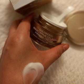 피부미 골드베릴 미라클페어 세레이징 퍼밍 크림 50ml — 5점을 준 리뷰어가 2021년 11월 올린 사용 사진