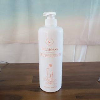 프리[닥터문] 유산균 락토케어 질경초 여성청결제 1000ml (젤타입) — 5점을 준 리뷰어가 2022년 5월 올린 사용 사진