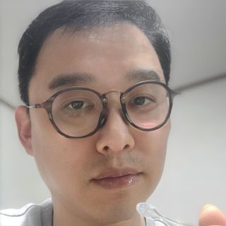 [후르디아] 유아부터 어른까지, 안심 아보카도 립밤 듀오 세트 — 5점을 준 리뷰어가 2024년 2월 올린 사용 사진