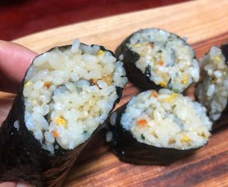 해풀잎 누구나 김밥*1ea [(혼합야채 35g *1ea,  김밥김 (5g, 5ea),  양념간장 (6g, 5ea), 참기름(5g, 2ea)] — 4점을 준 리뷰어가 2022년 7월 올린 사용 사진