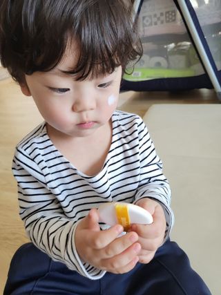 소이베베X신비아파트 모이스쳐 선팩트 SPF50+ PA+++ — 5점을 준 리뷰어가 2023년 4월 올린 사용 사진