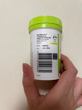 Swisse 스위스 고함량 밀크씨슬 35,000mg 60정 — 5점을 준 리뷰어가 2021년 11월 올린 사용 사진