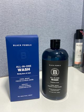 블랙페블 올인원 워시 쿨 웨이브 500ml — 4.5점을 준 리뷰어가 2021년 6월 올린 사용 사진
