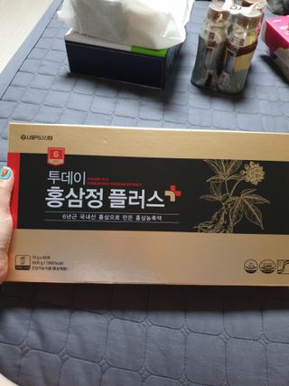 서울약사신협_투데이홍삼정플러스스틱_10g x 60포 — 5점을 준 리뷰어가 2021년 6월 올린 사용 사진