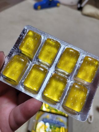 마요라 히말라야 솔트 캔디 2종-페퍼민트 맛, 라임민트 맛 — 5점을 준 리뷰어가 2022년 11월 올린 사용 사진