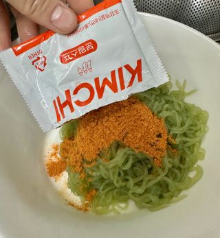 클린24시간 올리브발효곤약면 시원김치면 1세트-(3봉) — 2.5점을 준 리뷰어가 2023년 12월 올린 사용 사진