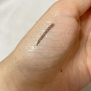 틸디앤 메이크 리얼무드 오토 아이라이너 — 5점을 준 리뷰어가 2021년 12월 올린 사용 사진