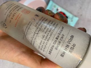 아임오 페미닌워시 150ML + 페미닌티슈6입 + 아임오스티커 + 쿠폰북 — 5점을 준 리뷰어가 2021년 10월 올린 사용 사진