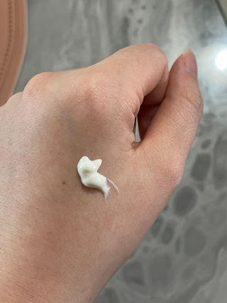 MF[스킨1004] 마다가스카르 센텔라 히알루-시카 워터핏 선세럼 50ml — 4.5점을 준 리뷰어가 2024년 5월 올린 사용 사진