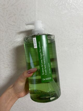 닥터시드 티트리 앤 라임 비건 지성케어 쿨 탈모 샴푸 (1000ml) — 5점을 준 리뷰어가 2024년 4월 올린 사용 사진