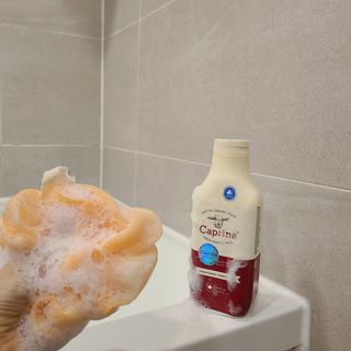 카프리나 프레쉬 산양밀크 어메이징 바디워시 500ml (오리지널향) — 5점을 준 리뷰어가 2023년 8월 올린 사용 사진