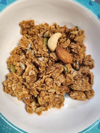 밸런스 다이어트랩 밸다랩 이씨리얼 수제 발아통밀 그래놀라 450g — 5점을 준 리뷰어가 2023년 4월 올린 사용 사진