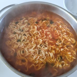 [풀무원] 자연은맛있다 정면, 백면, 홍면  세트 — 5점을 준 리뷰어가 2021년 4월 올린 사용 사진