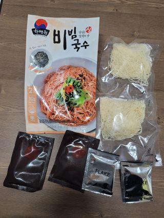 [한면원] 비빔국수 2인분 — 5점을 준 리뷰어가 2022년 8월 올린 사용 사진