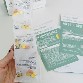 [닥터잇츠] 개인맞춤형 건강기능식품_2종 중 택 1 — 5점을 준 리뷰어가 2024년 1월 올린 사용 사진