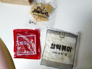 추억의 국민학교 떡볶이 국떡 뉴트로 5종 — 5점을 준 리뷰어가 2021년 11월 올린 사용 사진