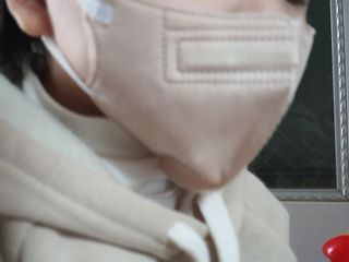 애니가드키즈 새부리형 KF94  5컬러 각 10매입 [화이트, 블랙, 크리미베이지, 코튼핑크, 그레이] 3-6세 — 5점을 준 리뷰어가 2022년 2월 올린 사용 사진