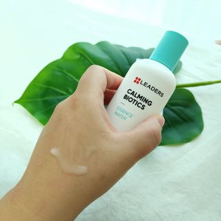 리더스코스메틱 리더스 카밍 바이오틱스 #1등 진정 기획세트 [에센스 워터150ml + 크림 마스크80ml] — 5점을 준 리뷰어가 2022년 9월 올린 사용 사진