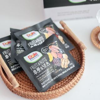 돌 [Dole] 후룻&넛츠 블랙/옐로우/레드라벨 (맛 랜덤발송) — 5점을 준 리뷰어가 2025년 1월 올린 사용 사진