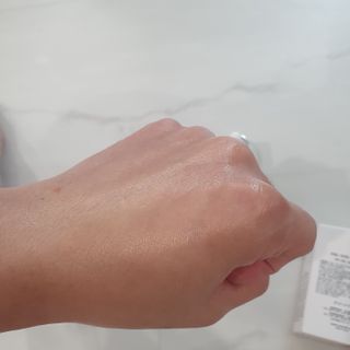 브에노 파리퀸 윌 페이스 오일 — 5점을 준 리뷰어가 2021년 7월 올린 사용 사진