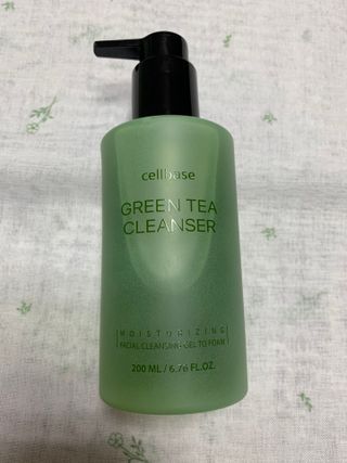 프리마인 메이크업과 들뜨는 각질까지 한방에 깐달걀로! 순하기까지한 셀베이스 그린티클렌저(200ml) — 5점을 준 리뷰어가 2023년 5월 올린 사용 사진