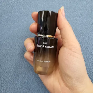 수려한 더블랙세럼 15ml — 5점을 준 리뷰어가 2022년 3월 올린 사용 사진