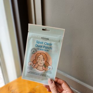 세뚜아(Cettua) 세뚜아 스팟 클리어 듀얼 패치 Cettua Spot Clear Dual Patch — 4점을 준 리뷰어가 2023년 6월 올린 사용 사진