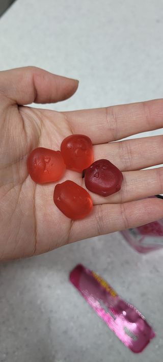 [팔도] 잔망루피젤리 믹스베리맛 42g 8개 — 5점을 준 리뷰어가 2022년 2월 올린 사용 사진