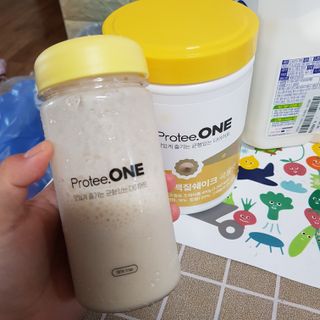 프로티원 단백질쉐이크 곡물맛 2주분 1통+보틀 — 4점을 준 리뷰어가 2021년 3월 올린 사용 사진