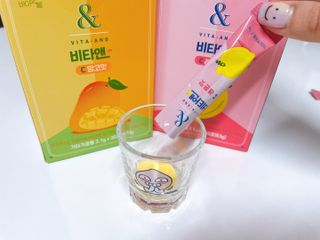 비타앤C 레몬맛, 망고맛 — 5점을 준 리뷰어가 2021년 6월 올린 사용 사진