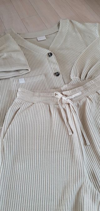 완이네님이 올린 리뷰 사진 4