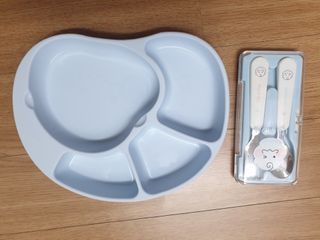 유비맘 캐릭터 실리콘 흡착 식판_색상 랜덤발송 — 4점을 준 리뷰어가 2020년 12월 올린 사용 사진