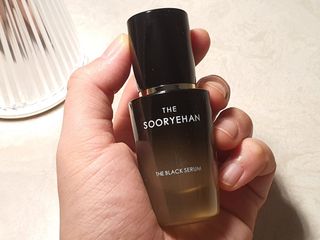 수려한 더블랙세럼 15ml — 4.5점을 준 리뷰어가 2022년 3월 올린 사용 사진