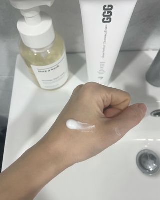 지지지 클린 퍼펙트 클렌징폼 120g — 5점을 준 리뷰어가 2022년 2월 올린 사용 사진