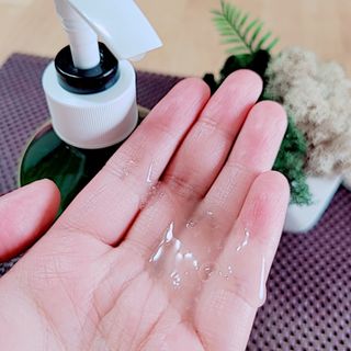 올리브 오일 스킨케어 컴퍼니 [OOSC] 촉촉 깨끗 내추럴리 너리시드 핸드워시 500ml — 3.5점을 준 리뷰어가 2021년 4월 올린 사용 사진