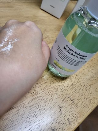 [녹산] 그린 솔루션 멀티 클렌징 오일 + 그린 솔루션 멀티 바디 미스트 — 5점을 준 리뷰어가 2022년 10월 올린 사용 사진
