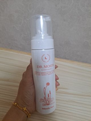 MF프리 [닥터문] 유산균 락토케어 질경초 여성청결제 200ml (폼타입) — 5점을 준 리뷰어가 2022년 7월 올린 사용 사진