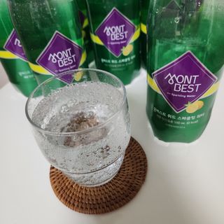 몽베스트 Montbest with Sparkling water Lemon OR Lime 20병(랜덤) — 5점을 준 리뷰어가 2022년 9월 올린 사용 사진