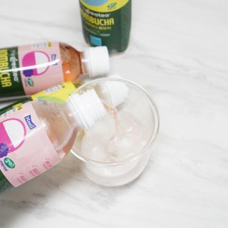 더그레잇티 콤부차 [매일유업] 더그레잇티 44kcal 콤부차 300ml *12개입 (오리지널 6개+베리리치 6개) — 5점을 준 리뷰어가 2023년 8월 올린 사용 사진