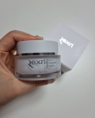 렉스리 크리에이티브 크림  Rexri Creative Cream — 5점을 준 리뷰어가 2021년 10월 올린 사용 사진
